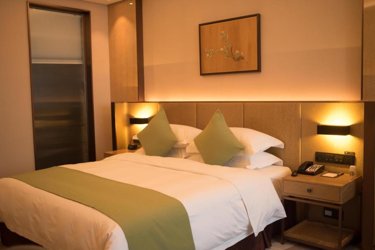 Leshan Ramada Hotel Екстер'єр фото