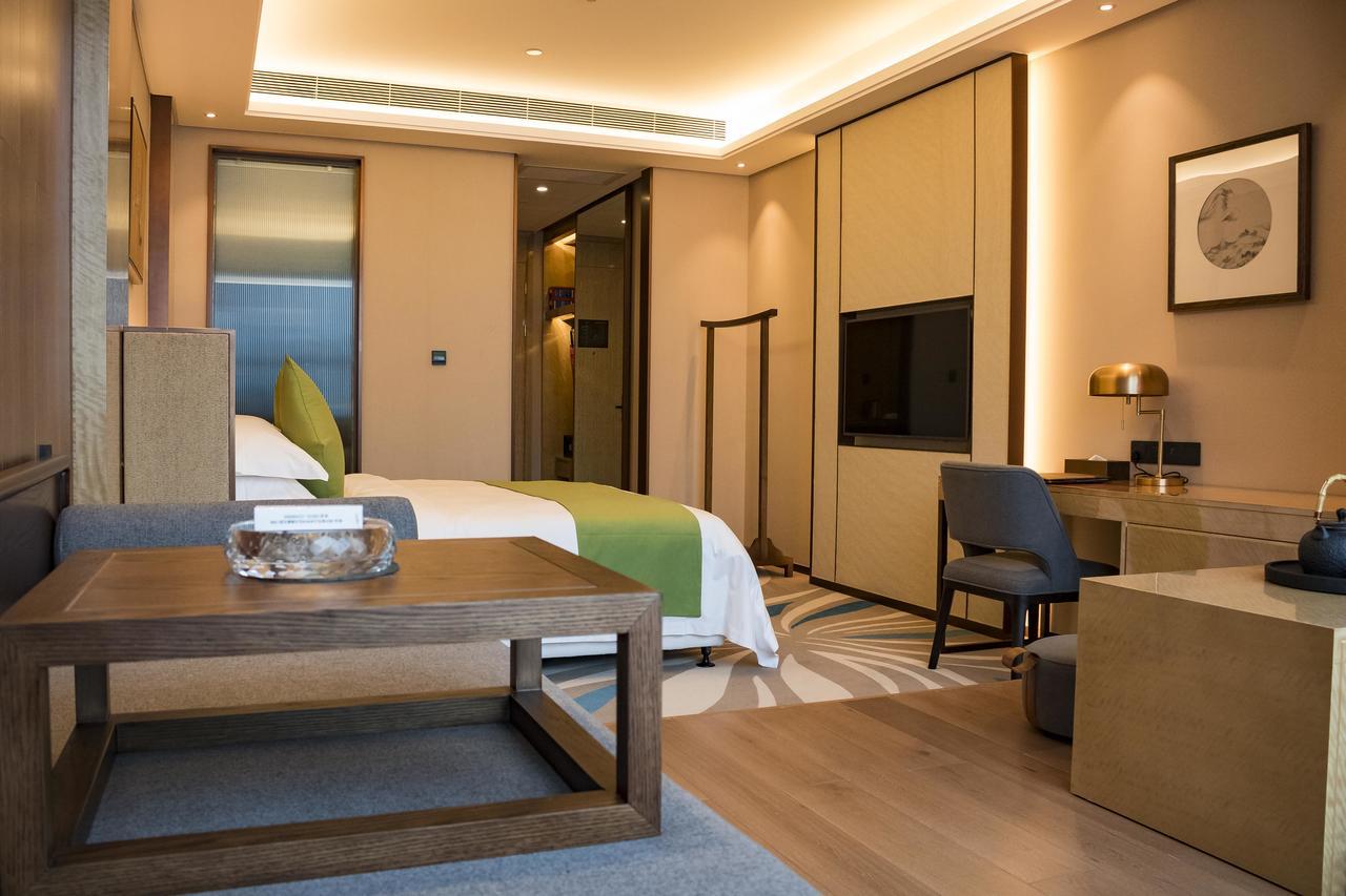 Leshan Ramada Hotel Екстер'єр фото