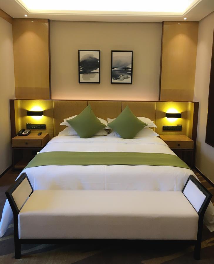 Leshan Ramada Hotel Екстер'єр фото