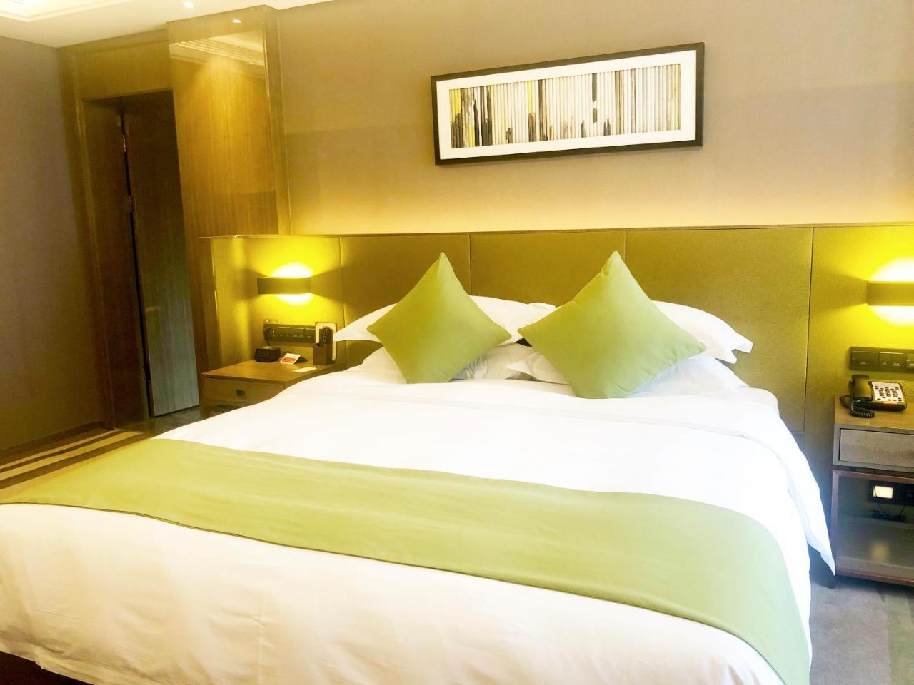 Leshan Ramada Hotel Екстер'єр фото